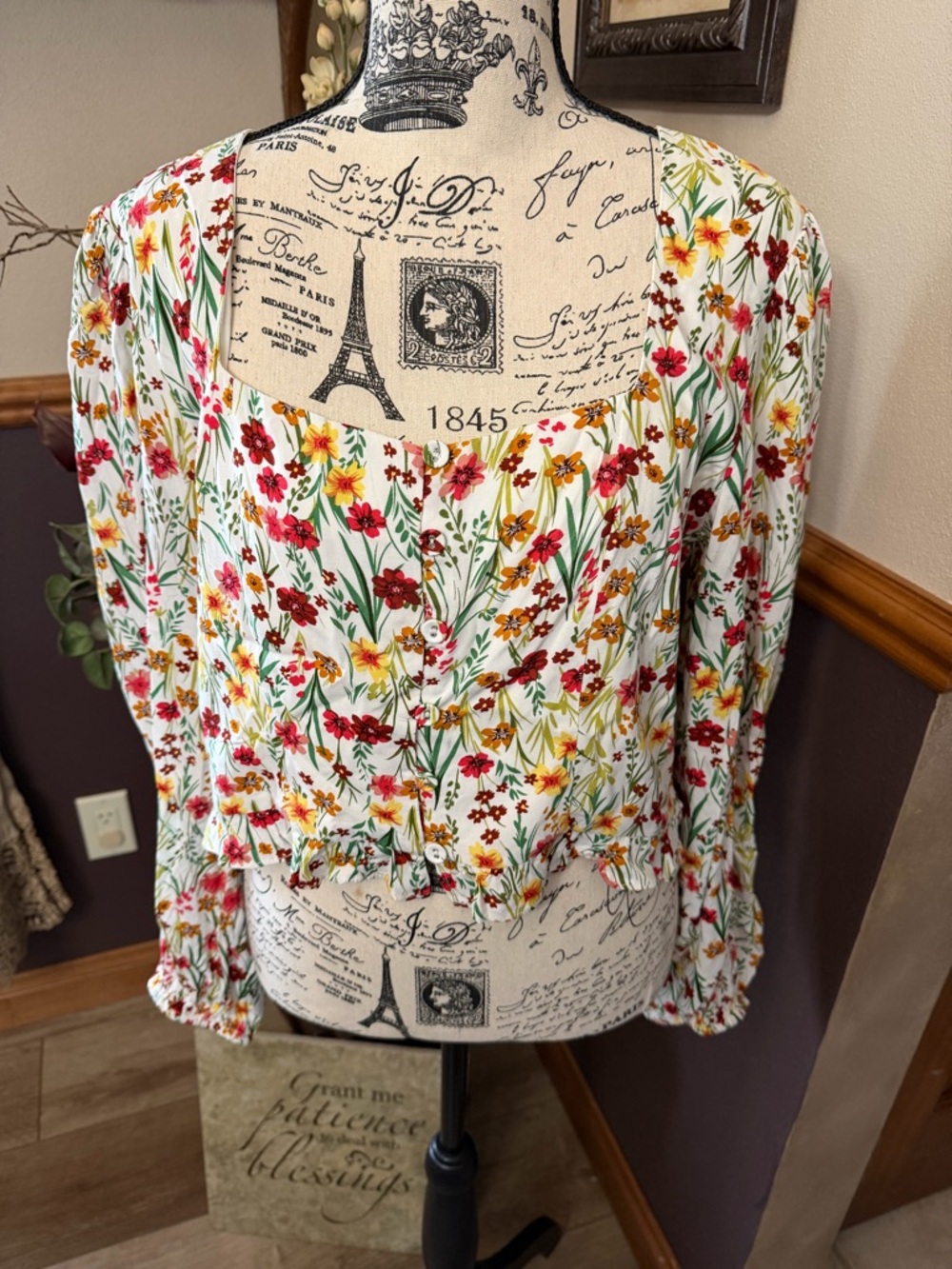 Lost + Wander Floral Square Neck Crop Top - Picture 4 of 11